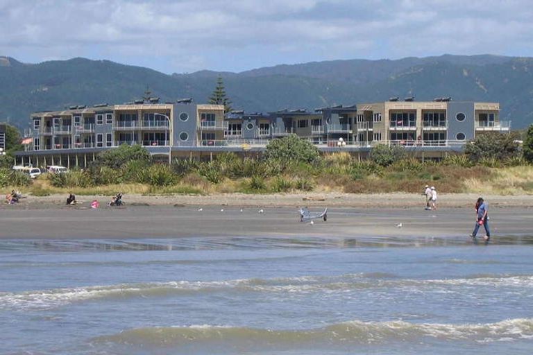 Photo of property in 31/4u Seaview Road, Paraparaumu Beach, Paraparaumu, 5032