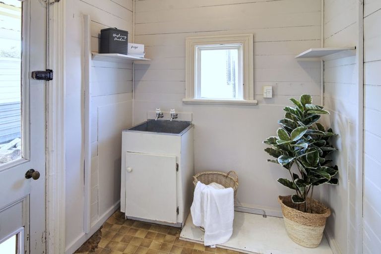 Photo of property in 72 Lincoln Road, Masterton, 5810