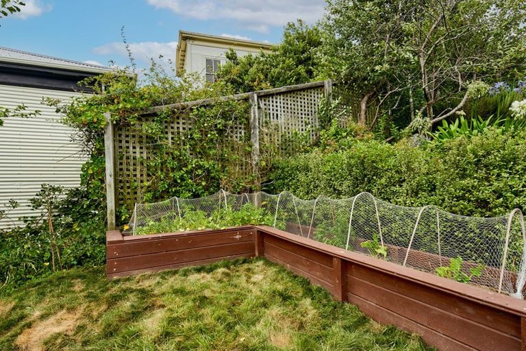 Photo of property in 22 Mount Pleasant Road, Aro Valley, Wellington, 6012