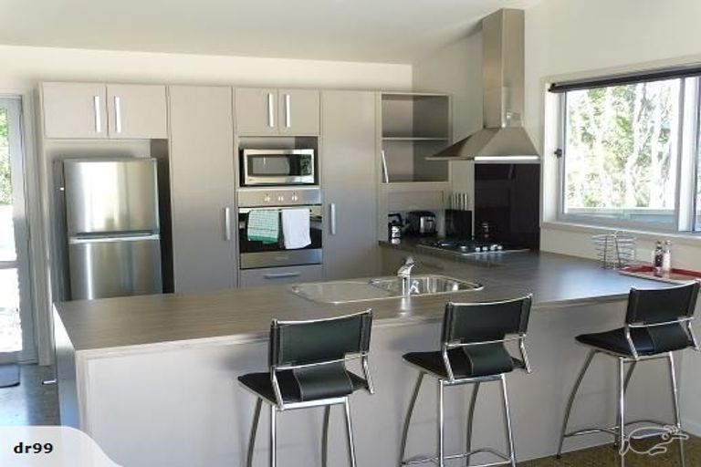 Photo of property in 84 Martin Farm Road, Kaiteriteri, Motueka, 7197