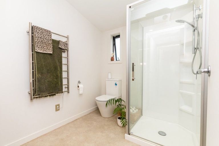 Photo of property in 9 Grange Street, Winton, 9720