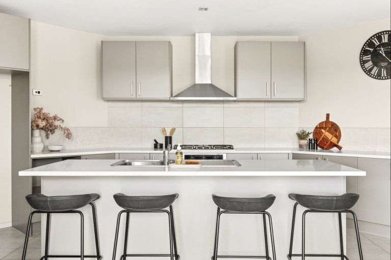 Photo of property in 5 Vosper Close, Leamington, Cambridge, 3432