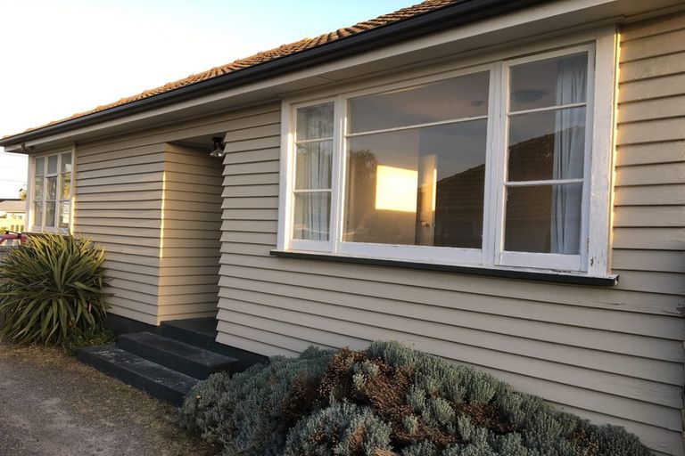 Photo of property in 11 Woodgrove Avenue, North New Brighton, Christchurch, 8083