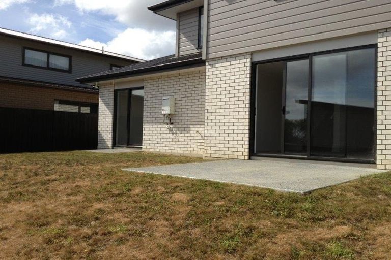 Photo of property in 7 Lane Cameron Place, Flat Bush, Auckland, 2019