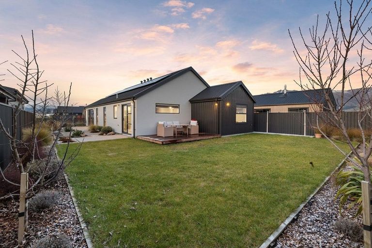 Photo of property in 49 Longview Drive, Lake Hawea, 9382