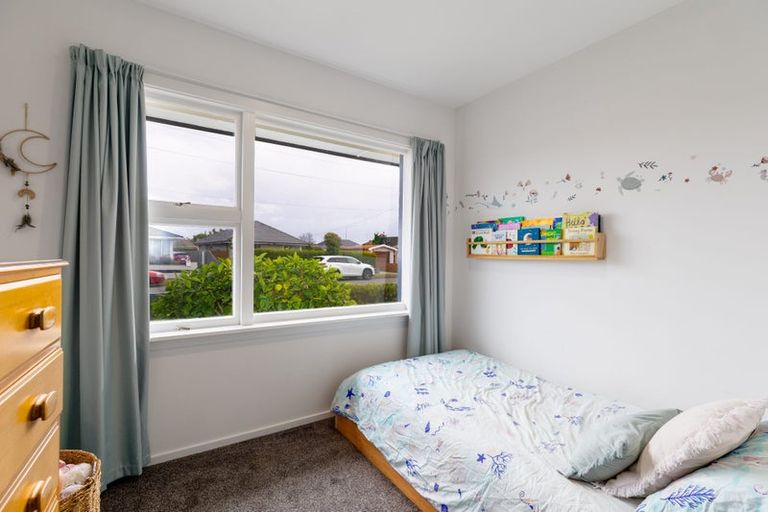 Photo of property in 5 Cromer Place, New Brighton, Christchurch, 8062