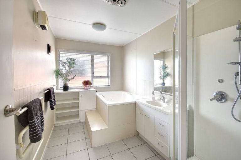 Photo of property in 3 Orme Street, Outram, 9019