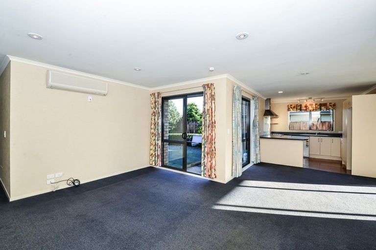 Photo of property in 21 Wentworth Drive, Rototuna North, Hamilton, 3210