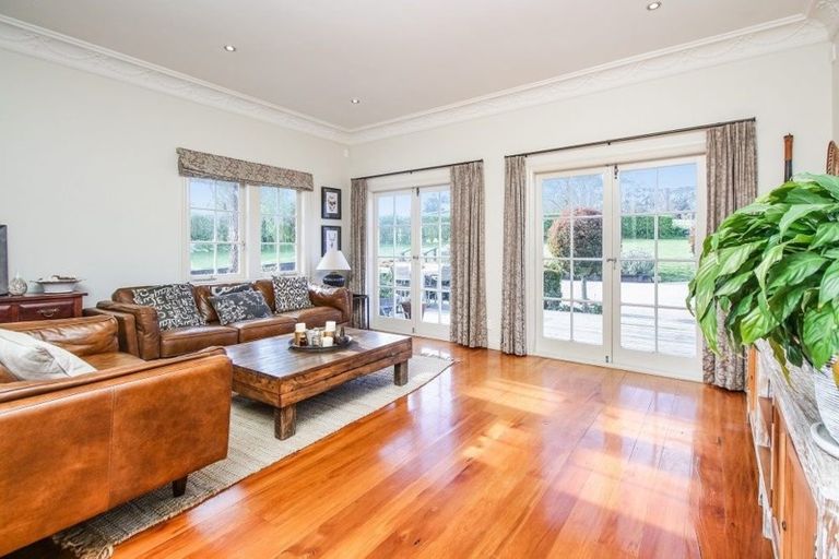 Photo of property in 120 Vaughans Road, Long Bay, Albany, 0792