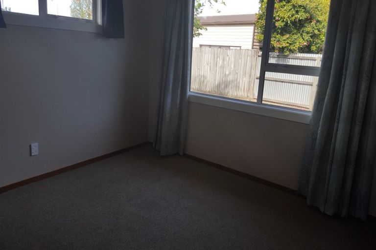 Photo of property in 14 Gibson Drive, Hornby, Christchurch, 8042