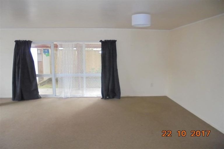 Photo of property in 2/30 Petherick Street, Taita, Lower Hutt, 5011