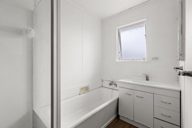 Photo of property in 41 Liverpool Crescent, Tamatea, Napier, 4112