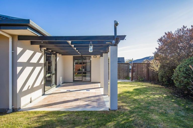 Photo of property in 20 Garforth Green, Halswell, Christchurch, 8025