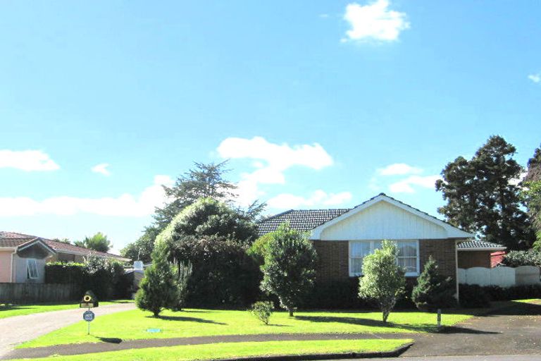 Photo of property in 13 Holden Place, Manukau, Auckland, 2025