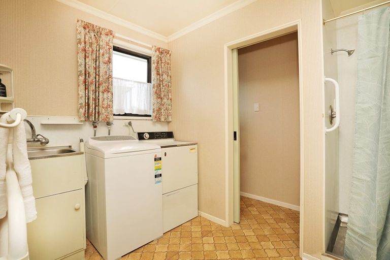 Photo of property in 24 Melbourne Street, Windsor, Invercargill, 9810