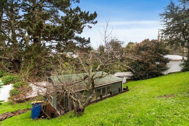 Photo of property in 17 Lysander Crescent, Beach Haven, Auckland, 0626