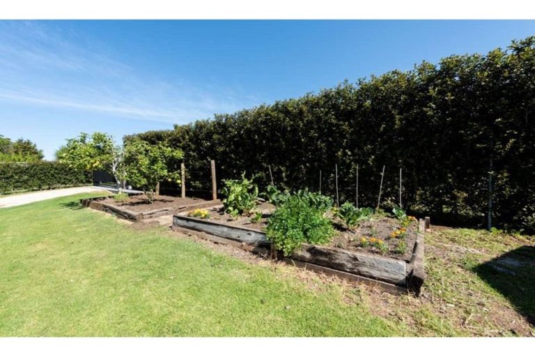 Photo of property in 60 Riverview Road, Kerikeri, 0230