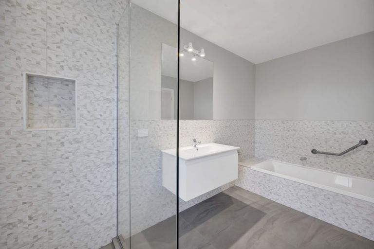 Photo of property in 11 Brookes Street, Inglewood, 4330