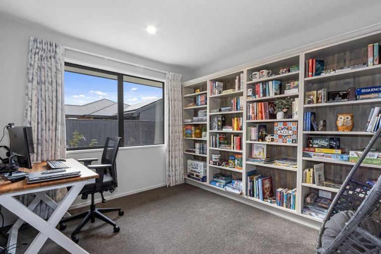 Photo of property in 6 Altai Place, Rolleston, 7615