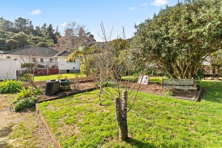 Photo of property in 202 Rata Street, Naenae, Lower Hutt, 5011