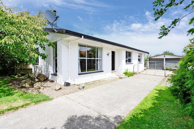 Photo of property in 122 Cunningham Crescent, Grasmere, Invercargill, 9810