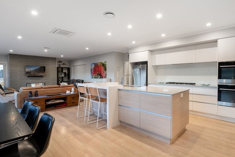 Photo of property in 81 The Boulevard, Papamoa Beach, Papamoa, 3118