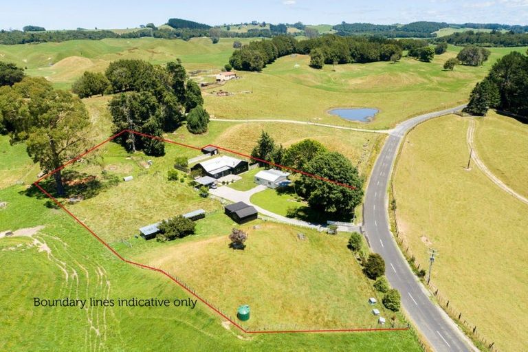 Photo of property in 704 Kaharoa Road, Hamurana, Rotorua, 3096
