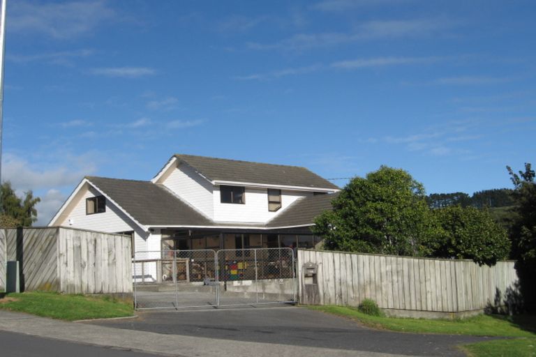 Photo of property in 138 Ruapehu Street, Paraparaumu, 5032