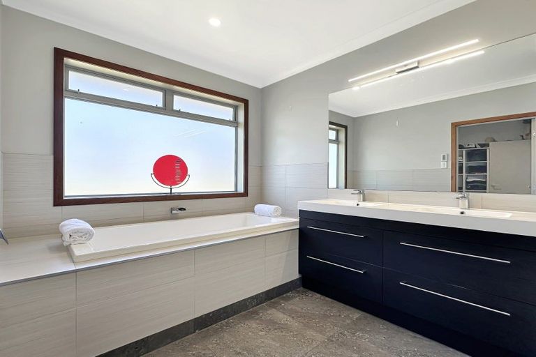 Photo of property in 28/500 Kinloch Road, Kinloch, Taupo, 3377