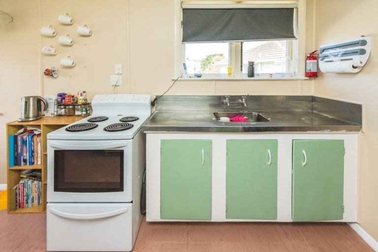 Photo of property in 10 Kauri Street, Gonville, Whanganui, 4501