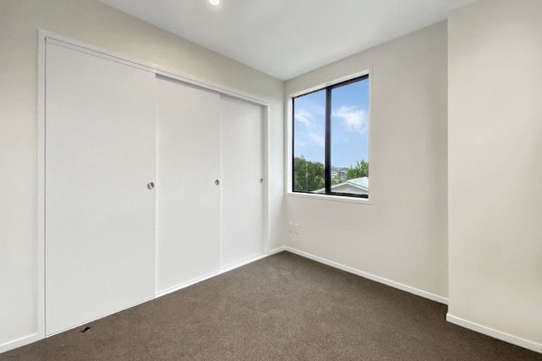 Photo of property in 29d Wharf Road, Te Atatu Peninsula, Auckland, 0610