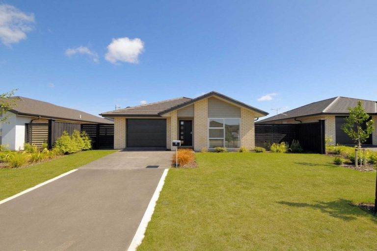 Photo of property in 9 Burford Way, Rolleston, 7615
