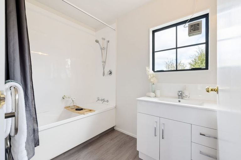 Photo of property in 7 Gracefield Avenue, Christchurch Central, Christchurch, 8013