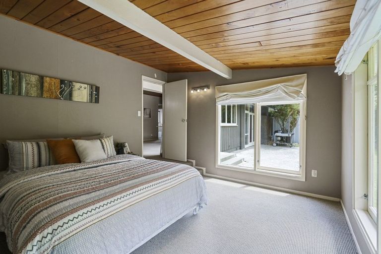 Photo of property in 8 Woodstock Place, Hokowhitu, Palmerston North, 4410