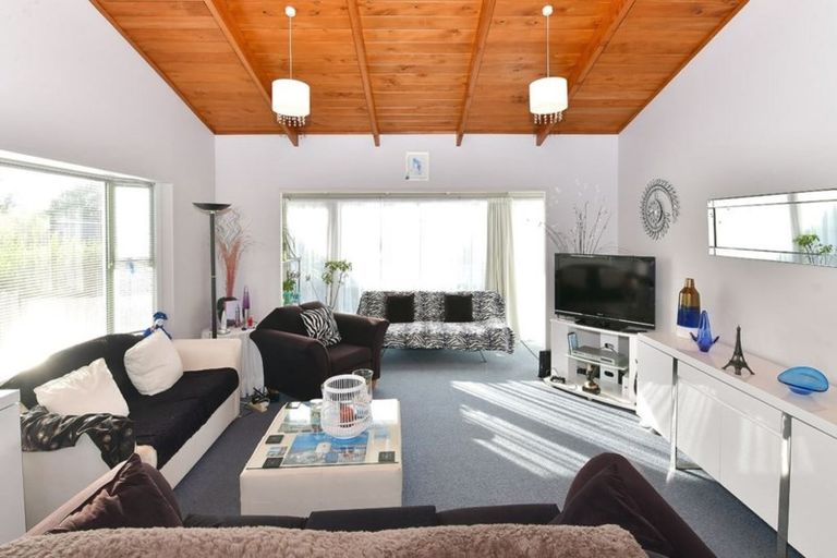 Photo of property in 19a Walbrook Road, Manly, Whangaparaoa, 0930