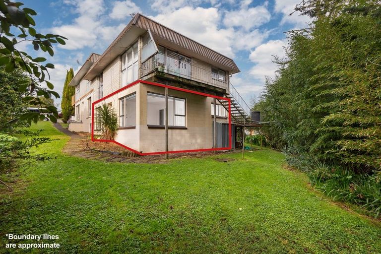 Photo of property in 2/28 Copley Street, New Lynn, Auckland, 0600