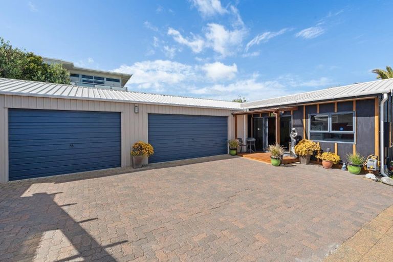 Photo of property in 159 Pukehina Parade, Pukehina, Te Puke, 3189