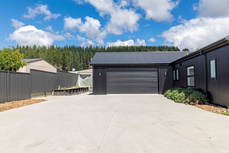 Photo of property in 15 Alice Burn Drive, Luggate, Wanaka, 9383