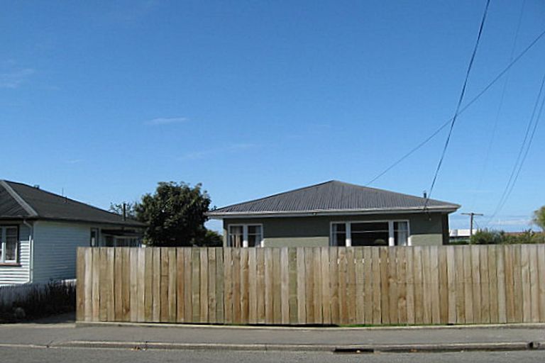 Photo of property in 13 Clyde Street, Oamaru North, Oamaru, 9400