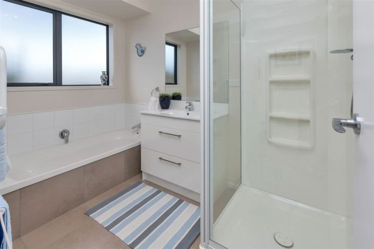 Photo of property in 12 North Crest Drive, Onerahi, Whangarei, 0110