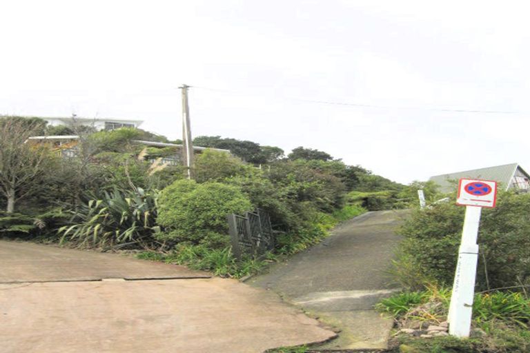 Photo of property in 28 Tairua Terrace, Tairua, 3508