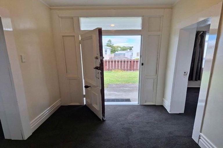 Photo of property in 217 Ferguson Street, Palmerston North, 4410