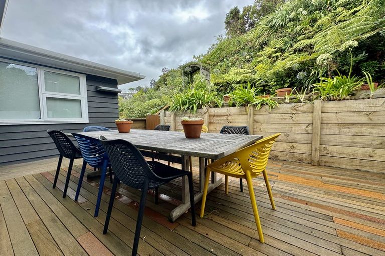 Photo of property in 40 Lohia Street, Khandallah, Wellington, 6035