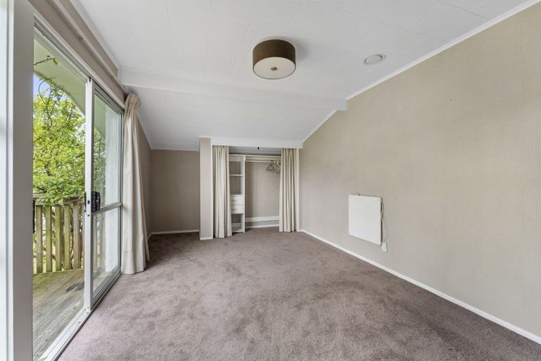 Photo of property in 5 Awatea Avenue, Paraparaumu, 5032