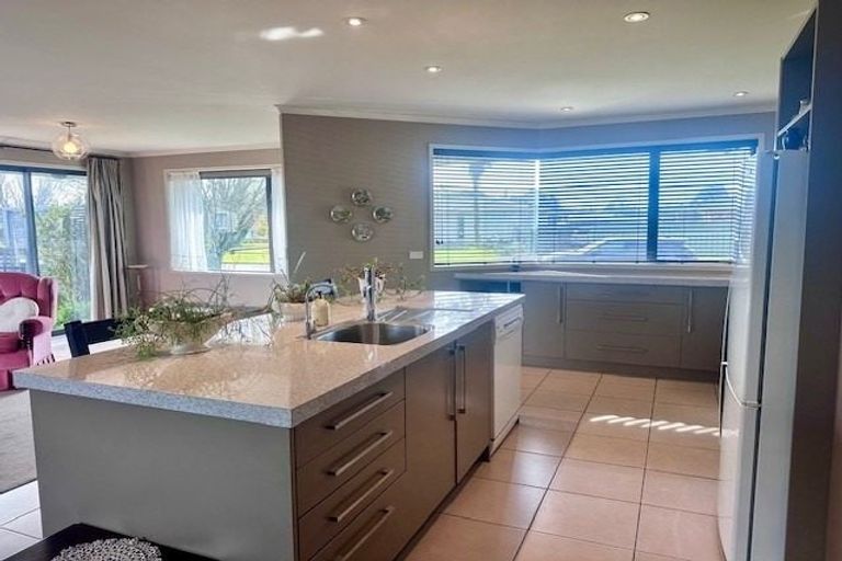 Photo of property in 71 Warburton Crescent, Te Awamutu, 3800