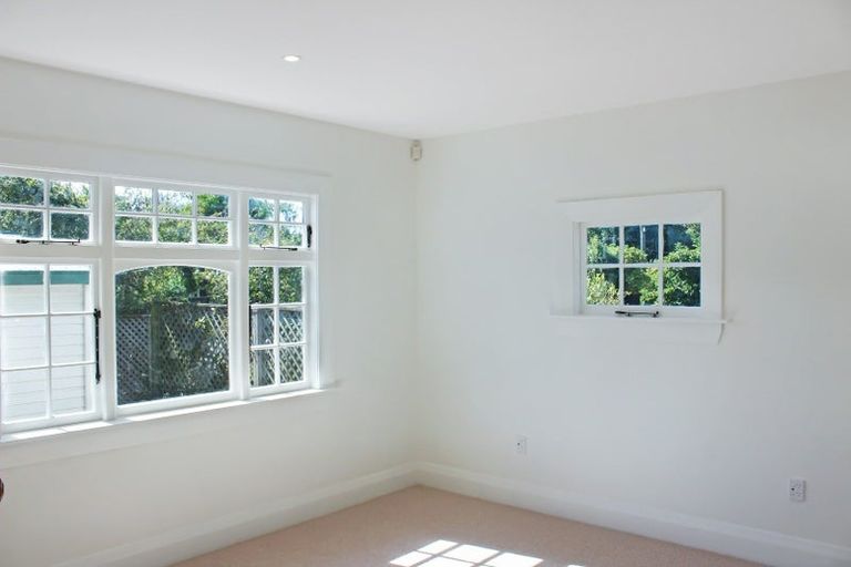 Photo of property in 62 Opawa Road, Waltham, Christchurch, 8023
