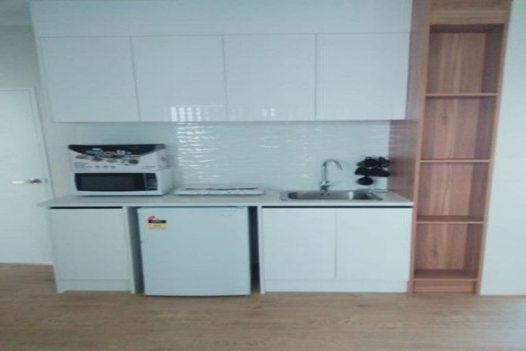 Photo of property in 104 Mcquoids Road, Flat Bush, Auckland, 2019