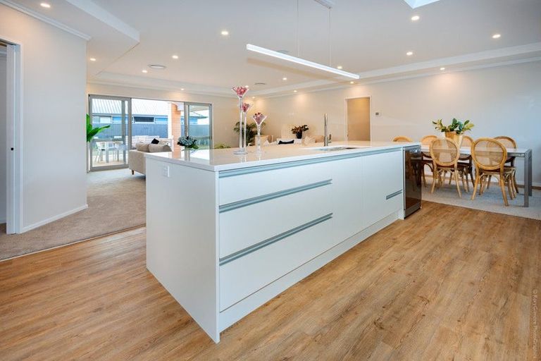 Photo of property in 21 Ridgeland Way, West Melton, 7618