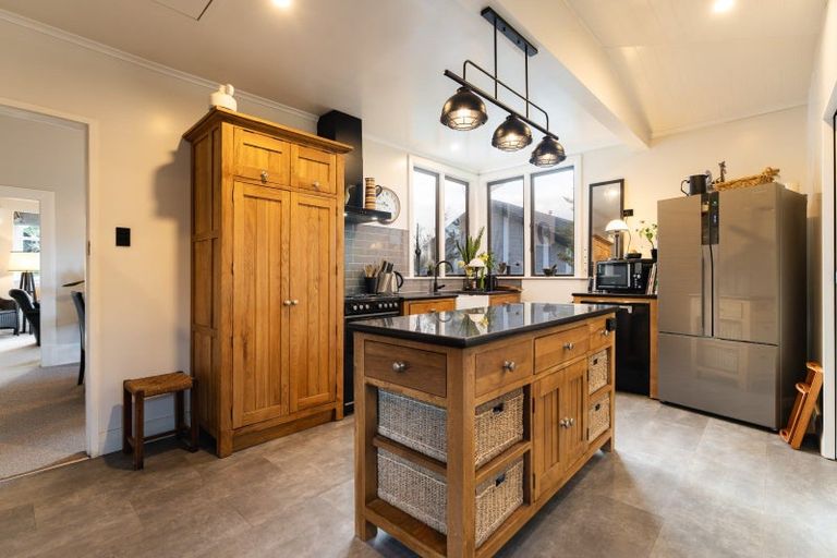 Photo of property in 139 Eglinton Road, Mornington, Dunedin, 9011