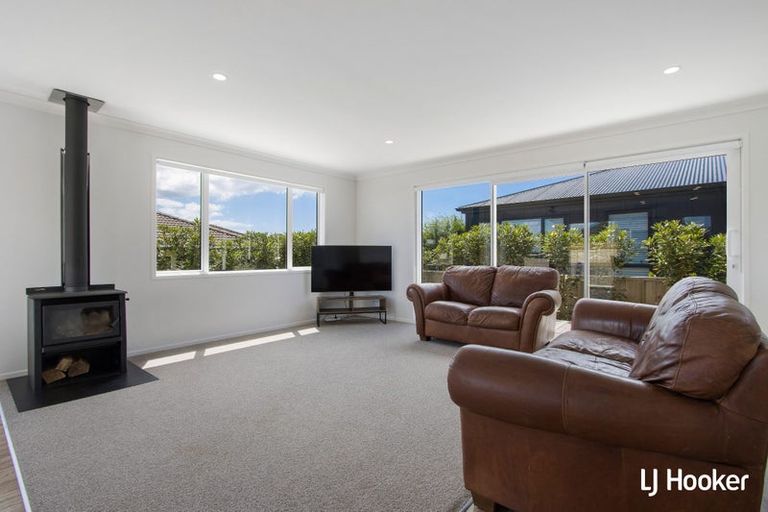 Photo of property in 18 Moet Crescent, Waihi Beach, 3611